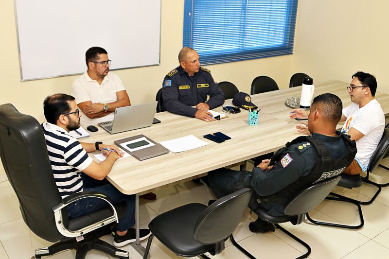 REUNIÃO SEDESTRAN <div class='credito_fotos'>Foto: Márcio Souza &nbsp;&nbsp;|&nbsp;&nbsp; <a href='/midias/2023/originais/7700_2680a6ba-c415-a60f-18ff-27a960c670b7.jpg' download><i class='fa-solid fa-download'></i> Download</a></div>