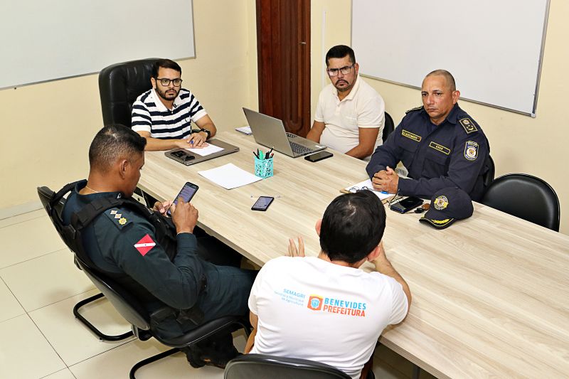 REUNIÃO SEDESTRAN <div class='credito_fotos'>Foto: Márcio Souza &nbsp;&nbsp;|&nbsp;&nbsp; <a href='/midias/2023/originais/7700_651910a9-8c0e-fbcd-d14d-51705ad9ba63.jpg' download><i class='fa-solid fa-download'></i> Download</a></div>