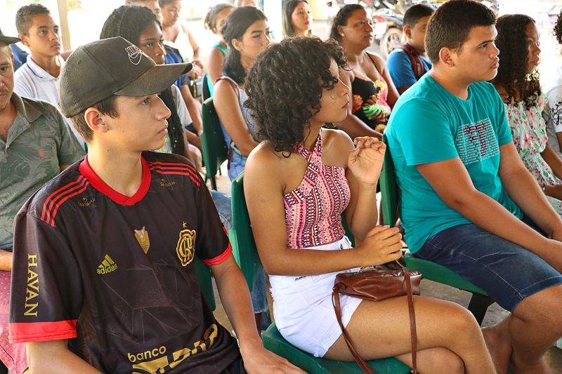 Certificado do Curso Inclusão Digital sennat <div class='credito_fotos'>Foto: Márcio Souza &nbsp;&nbsp;|&nbsp;&nbsp; <a href='/midias/2023/originais/7704_35d52368-b52a-3c61-791e-fd69ce86f004.jpg' download><i class='fa-solid fa-download'></i> Download</a></div>