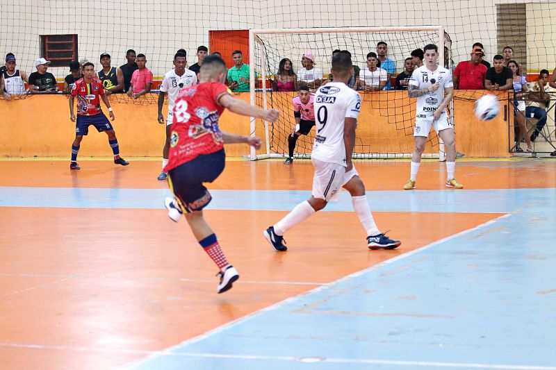 QUARTA DE FINAL FUTSAL <div class='credito_fotos'>Foto: Márcio Souza &nbsp;&nbsp;|&nbsp;&nbsp; <a href='/midias/2023/originais/7705_7d89b3fe-a004-3e78-8b70-28ac4b56e1e6.jpg' download><i class='fa-solid fa-download'></i> Download</a></div>