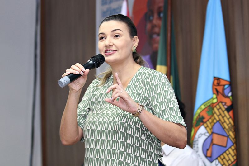 APRESENTAÇÃO - PROJETO CIDADES AMIGAS DA PESSOA IDOSA <div class='credito_fotos'>Foto: Márcio Souza &nbsp;&nbsp;|&nbsp;&nbsp; <a href='/midias/2023/originais/7719_b56dc0c0-9236-f3fc-44f4-61309e66cadf.jpg' download><i class='fa-solid fa-download'></i> Download</a></div>