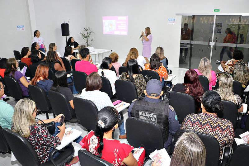 Encontro de Redes de Serviços do Município de Benevides <div class='credito_fotos'>Foto: Márcio Souza &nbsp;&nbsp;|&nbsp;&nbsp; <a href='/midias/2023/originais/7721_32d27ce1-9972-d6c0-74f9-d248b0dbdf41.jpg' download><i class='fa-solid fa-download'></i> Download</a></div>