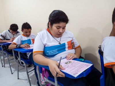 notícia: SEMED aplica primeira fase da prova da OBMEP 2023 para os alunos da Rede Municipal 