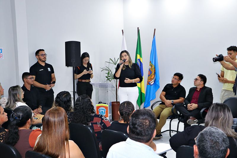 POSSE DOS GESTORES ALGUNS REGISTROS <div class='credito_fotos'>Foto: Márcio Souza &nbsp;&nbsp;|&nbsp;&nbsp; <a href='/midias/2024/originais/7741_f4095b3f-ca6c-09e9-ca5c-7e7001c9b7d7.jpg' download><i class='fa-solid fa-download'></i> Download</a></div>