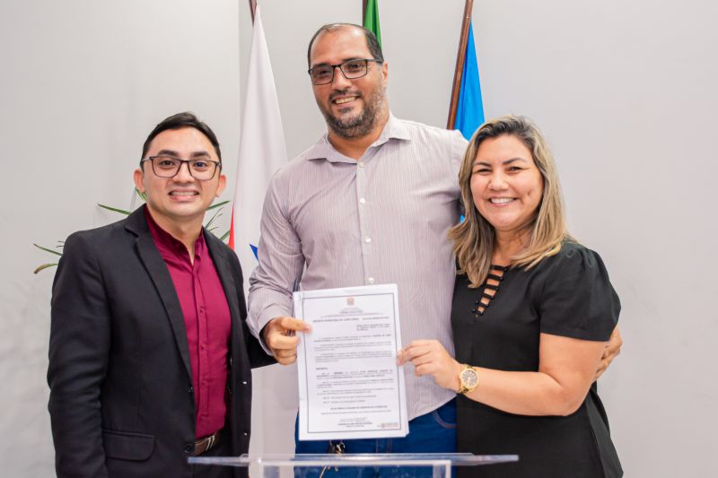  <div class='credito_fotos'>Foto: Karla Reis &nbsp;&nbsp;|&nbsp;&nbsp; <a href='/midias/2024/originais/7742_3eaf8d33-7225-6380-d82c-0a5a4a0f497c.jpg' download><i class='fa-solid fa-download'></i> Download</a></div>