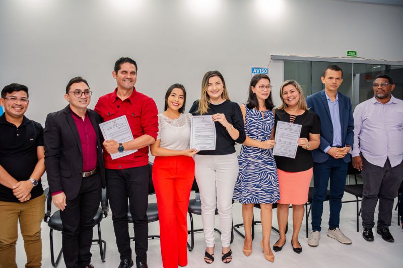  <div class='credito_fotos'>Foto: Karla Reis &nbsp;&nbsp;|&nbsp;&nbsp; <a href='/midias/2024/originais/7742_73f24e4f-3010-53ff-3da1-67047f84782e.jpg' download><i class='fa-solid fa-download'></i> Download</a></div>