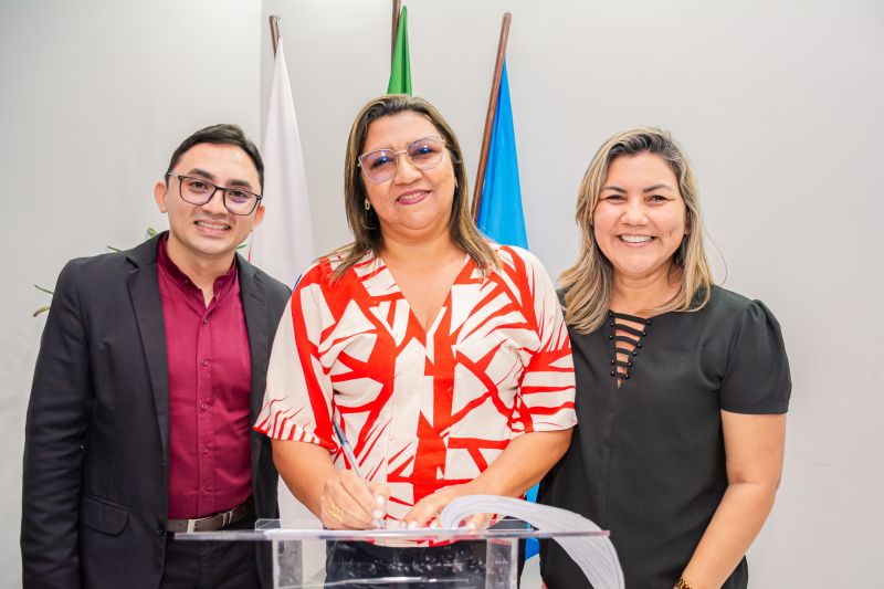  <div class='credito_fotos'>Foto: Karla Reis &nbsp;&nbsp;|&nbsp;&nbsp; <a href='/midias/2024/originais/7742_d02a90b4-6deb-a005-8b10-5f807a834f7c.jpg' download><i class='fa-solid fa-download'></i> Download</a></div>