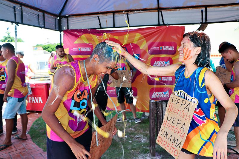 APROVAÇÃO DO VESTIBULAR  <div class='credito_fotos'>Foto: Márcio Souza &nbsp;&nbsp;|&nbsp;&nbsp; <a href='/midias/2024/originais/7758_48dd4f76-f550-5b75-4063-60ff43be4754.jpg' download><i class='fa-solid fa-download'></i> Download</a></div>