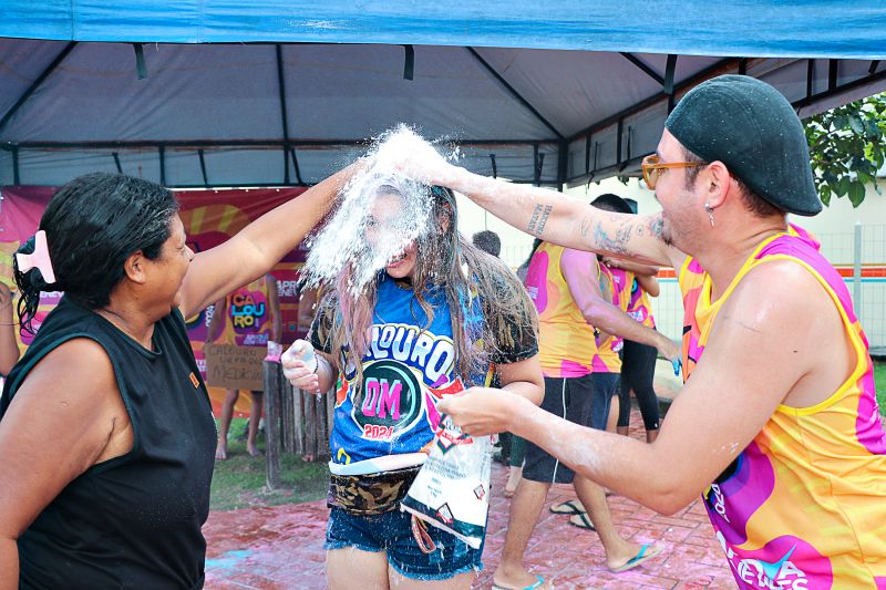 APROVAÇÃO DO VESTIBULAR  <div class='credito_fotos'>Foto: Márcio Souza &nbsp;&nbsp;|&nbsp;&nbsp; <a href='/midias/2024/originais/7758_8fcb056f-24db-1ab2-eb40-6a95011bd2d6.jpg' download><i class='fa-solid fa-download'></i> Download</a></div>