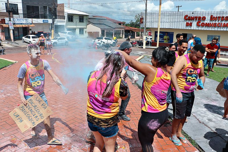 APROVAÇÃO DO VESTIBULAR  <div class='credito_fotos'>Foto: Márcio Souza &nbsp;&nbsp;|&nbsp;&nbsp; <a href='/midias/2024/originais/7758_f4d03052-5ddd-1d69-d307-9f2f16c50374.jpg' download><i class='fa-solid fa-download'></i> Download</a></div>
