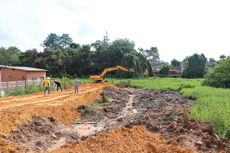 CONTINUAÇÃO DA LIMPEZA DO IGARAPÉ DO BELO JARDIM <div class='credito_fotos'>Foto: Márcio Souza &nbsp;&nbsp;|&nbsp;&nbsp; <a href='/midias/2024/originais/7759_c6a6c4b8-4805-e645-941c-1916b6a0e043.jpg' download><i class='fa-solid fa-download'></i> Download</a></div>