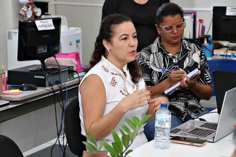 FORMAÇÃO DO PROGRAMA ABC SEMED <div class='credito_fotos'>Foto: Márcio Souza &nbsp;&nbsp;|&nbsp;&nbsp; <a href='/midias/2024/originais/7791_8dec25ea-6bf1-5be5-920f-7ad97adff988.jpg' download><i class='fa-solid fa-download'></i> Download</a></div>