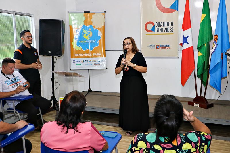 ENTREGA DE CERTIFICADO DO CURSO DE ORATÓRIA E DICÇÃO <div class='credito_fotos'>Foto: Márcio Souza &nbsp;&nbsp;|&nbsp;&nbsp; <a href='/midias/2024/originais/7793_17937aff-9488-16ab-0ac9-d8dae02ae68e.jpg' download><i class='fa-solid fa-download'></i> Download</a></div>