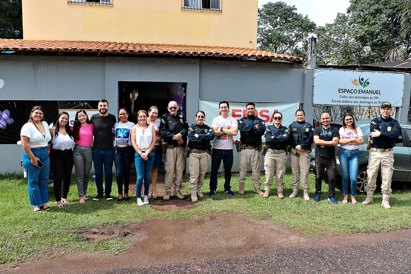 MARÇO LILAS ITINERANTE  -  BAIRRO DAS FLORES <div class='credito_fotos'>Foto: Márcio Souza &nbsp;&nbsp;|&nbsp;&nbsp; <a href='/midias/2024/originais/7833_978158c3-3a09-2afd-956a-7401a7ca7b2f.jpg' download><i class='fa-solid fa-download'></i> Download</a></div>
