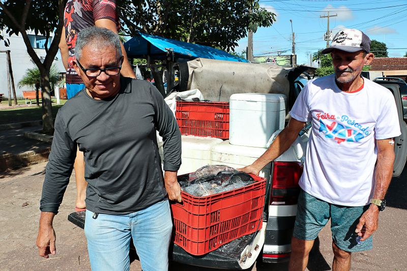 Feira do Pescado St Maria <div class='credito_fotos'>Foto: Márcio Souza &nbsp;&nbsp;|&nbsp;&nbsp; <a href='/midias/2024/originais/7844_1c211319-48be-acf0-f183-600c64262767.jpg' download><i class='fa-solid fa-download'></i> Download</a></div>