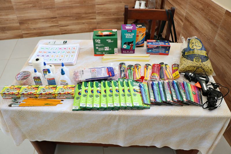 Formação dos Técnicos Educacionais Escola Bertílla <div class='credito_fotos'>Foto: Márcio Souza &nbsp;&nbsp;|&nbsp;&nbsp; <a href='/midias/2024/originais/7852_07cc4c7d-2675-df6d-6f72-67b1d6bdcf12.jpg' download><i class='fa-solid fa-download'></i> Download</a></div>