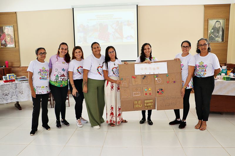 Formação dos Técnicos Educacionais Escola Bertílla <div class='credito_fotos'>Foto: Márcio Souza &nbsp;&nbsp;|&nbsp;&nbsp; <a href='/midias/2024/originais/7852_390f59c2-2c0a-24c8-60dd-b9f379d2078c.jpg' download><i class='fa-solid fa-download'></i> Download</a></div>