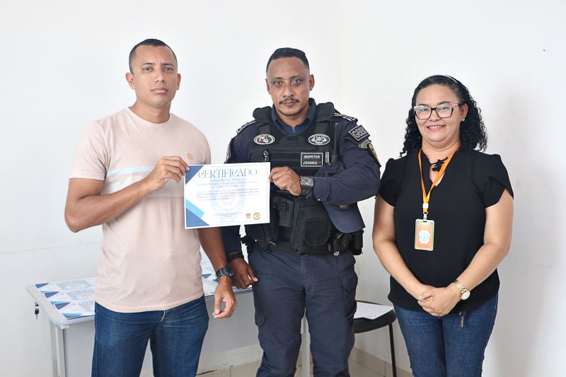 Encerramento do curso Guarda Municipal <div class='credito_fotos'>Foto: Márcio Souza &nbsp;&nbsp;|&nbsp;&nbsp; <a href='/midias/2024/originais/7917_25256de6-6d02-49e3-80f6-6286f1be8c4e.jpg' download><i class='fa-solid fa-download'></i> Download</a></div>