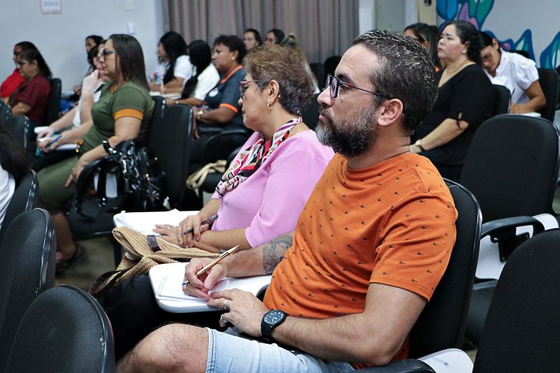 Diálogo sobre Autismo e Primeira Infância <div class='credito_fotos'>Foto: Márcio Souza &nbsp;&nbsp;|&nbsp;&nbsp; <a href='/midias/2024/originais/7920_8eb12542-ca1e-6d60-836f-82f8e1ed5fa9.jpg' download><i class='fa-solid fa-download'></i> Download</a></div>