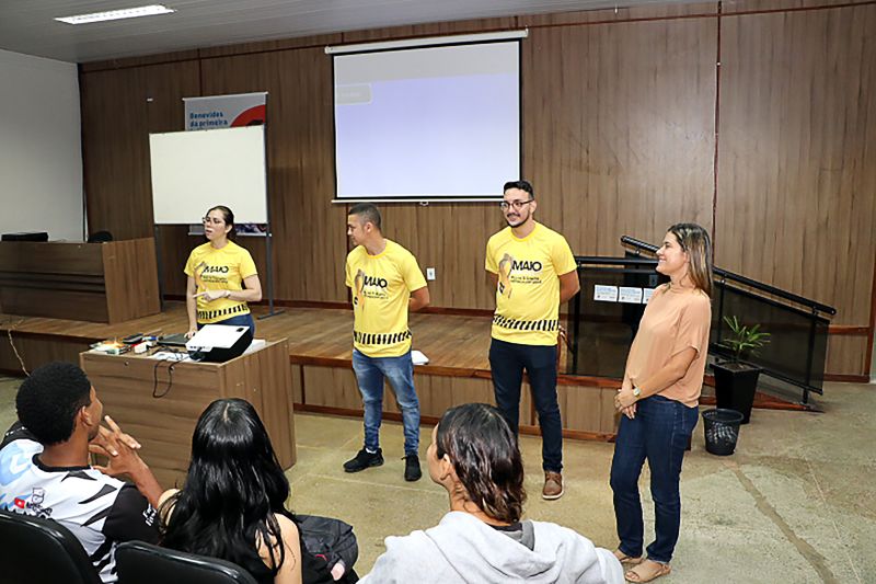 Maio Amarelo - CIC <div class='credito_fotos'>Foto: Márcio Souza &nbsp;&nbsp;|&nbsp;&nbsp; <a href='/midias/2024/originais/7929_99a215ae-84c1-2355-05ca-88642e6dd63e.jpg' download><i class='fa-solid fa-download'></i> Download</a></div>