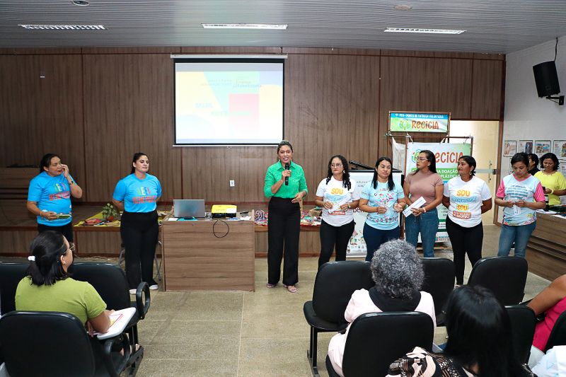 Formação do Programa de Leitura e Escrita da Educação LEEI <div class='credito_fotos'>Foto: Márcio Souza &nbsp;&nbsp;|&nbsp;&nbsp; <a href='/midias/2024/originais/7970_96923d27-4cd2-71b9-ad1b-349b6570609d.jpg' download><i class='fa-solid fa-download'></i> Download</a></div>