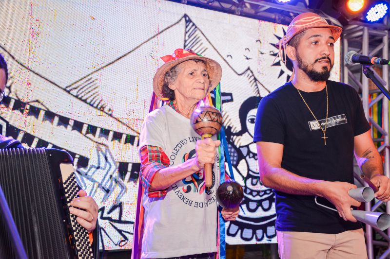  <div class='credito_fotos'>Foto: Karla Reis &nbsp;&nbsp;|&nbsp;&nbsp; <a href='/midias/2024/originais/7975_6f9882e1-16f3-c615-0766-5bfa8fc73df9.jpg' download><i class='fa-solid fa-download'></i> Download</a></div>