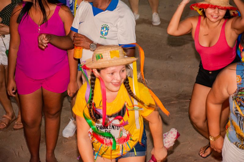  <div class='credito_fotos'>Foto: Karla Reis &nbsp;&nbsp;|&nbsp;&nbsp; <a href='/midias/2024/originais/7975_82ec09c6-11ef-584f-6169-6a41689084a9.jpg' download><i class='fa-solid fa-download'></i> Download</a></div>