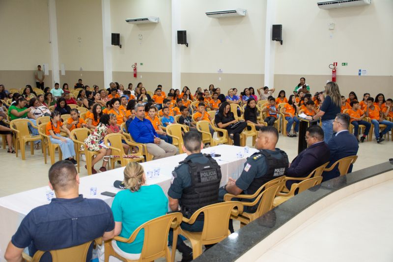  <div class='credito_fotos'>Foto: Karla Reis &nbsp;&nbsp;|&nbsp;&nbsp; <a href='/midias/2024/originais/8027_2e552da2-efb4-32c2-c071-6b08fc9e1082.jpg' download><i class='fa-solid fa-download'></i> Download</a></div>