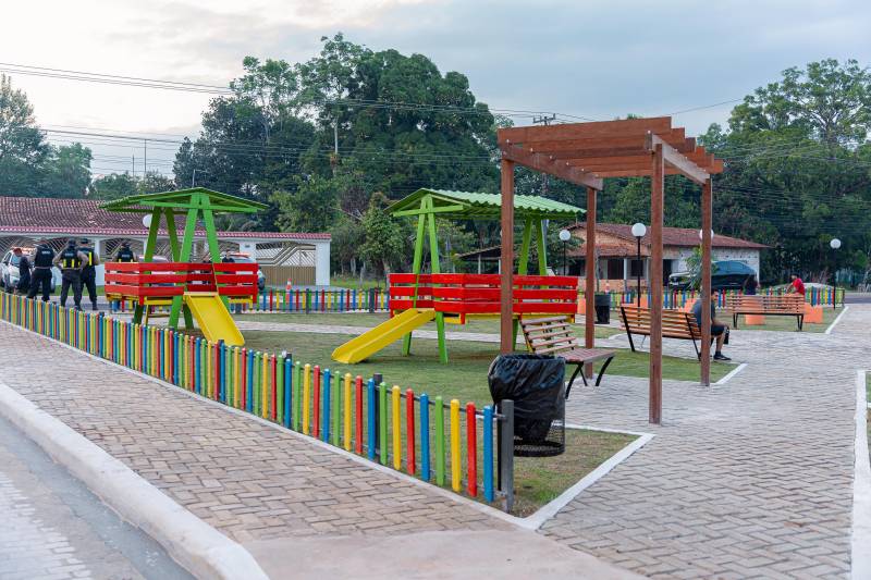 A estrutura da praça foi pensada para atender as necessidades dos moradores da comunidade de Paricatuba