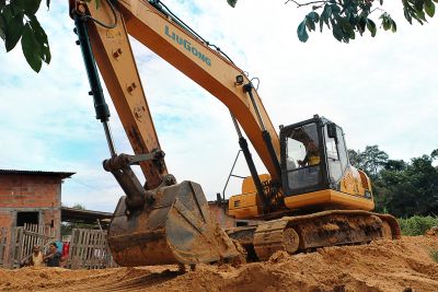 galeria: Limpeza profunda do igarapé