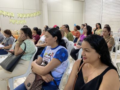 notícia: Secretários escolares e auxiliares da Rede Municipal recebem formação sobre a 1ª Etapa do Censo Escolar 2024