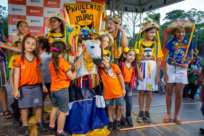  <div class='credito_fotos'>Foto: Karla Reis &nbsp;&nbsp;|&nbsp;&nbsp; <a href='/midias/2025/originais/20251104223256-GF00009204-F00106571.webp' download><i class='fa-solid fa-download'></i> Download</a></div>