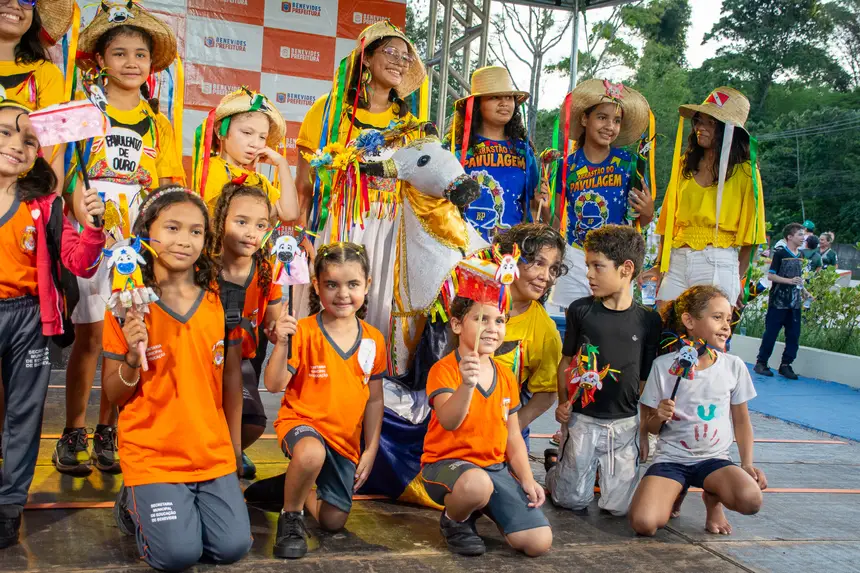  <div class='credito_fotos'>Foto: Karla Reis &nbsp;&nbsp;|&nbsp;&nbsp; <a href='/midias/2025/originais/20251104223338-GF00009204-F00106577.webp' download><i class='fa-solid fa-download'></i> Download</a></div>