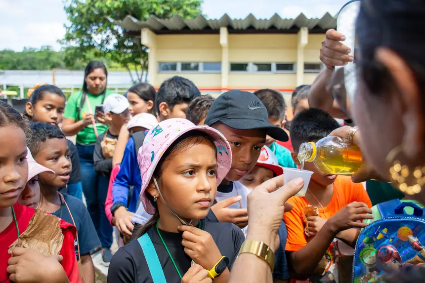  <div class='credito_fotos'>Foto: Karla Reis &nbsp;&nbsp;|&nbsp;&nbsp; <a href='/midias/2025/originais/20251104224241-GF00009205-F00106612.webp' download><i class='fa-solid fa-download'></i> Download</a></div>