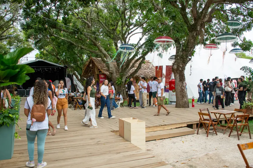  <div class='credito_fotos'>Foto: Karla Reis &nbsp;&nbsp;|&nbsp;&nbsp; <a href='/midias/2025/originais/20251114192021-GF00009209-F00106793.webp' download><i class='fa-solid fa-download'></i> Download</a></div>