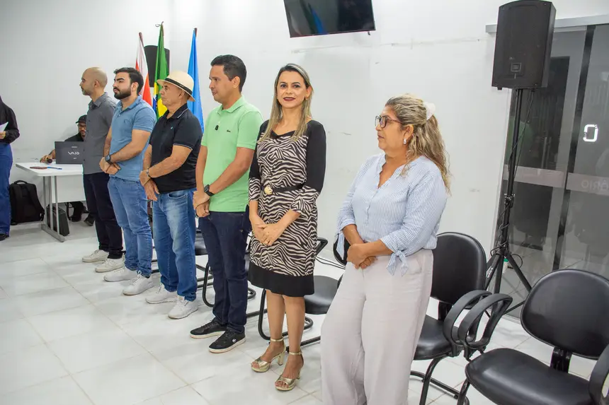  <div class='credito_fotos'>Foto: Karla Reis &nbsp;&nbsp;|&nbsp;&nbsp; <a href='/midias/2025/originais/20251115190624-GF00009210-F00106873.webp' download><i class='fa-solid fa-download'></i> Download</a></div>