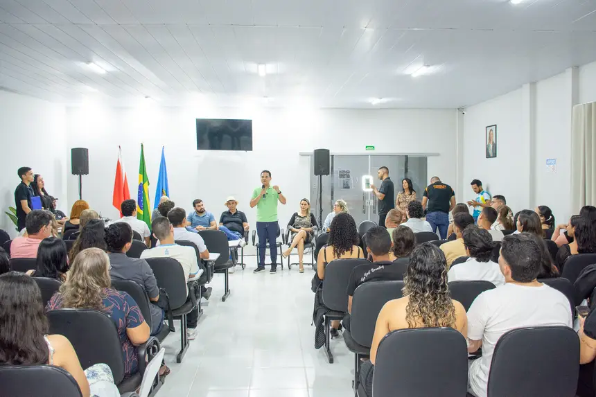  <div class='credito_fotos'>Foto: Karla Reis &nbsp;&nbsp;|&nbsp;&nbsp; <a href='/midias/2025/originais/20251115190707-GF00009210-F00106892.webp' download><i class='fa-solid fa-download'></i> Download</a></div>