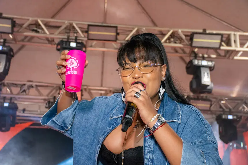  <div class='credito_fotos'>Foto: Karla Reis &nbsp;&nbsp;|&nbsp;&nbsp; <a href='/midias/2025/originais/20251117113816-GF00009211-F00107010.webp' download><i class='fa-solid fa-download'></i> Download</a></div>