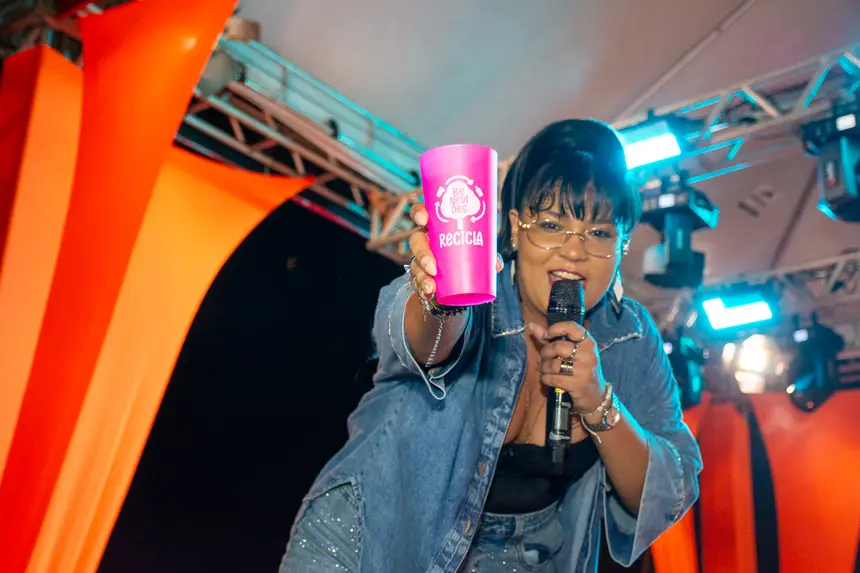  <div class='credito_fotos'>Foto: Karla Reis &nbsp;&nbsp;|&nbsp;&nbsp; <a href='/midias/2025/originais/20251117113843-GF00009211-F00107030.webp' download><i class='fa-solid fa-download'></i> Download</a></div>