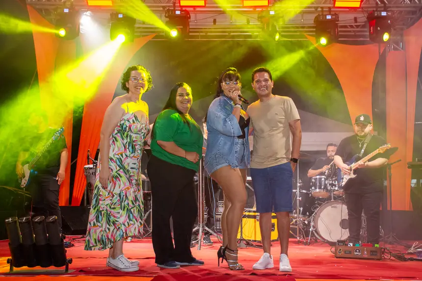  <div class='credito_fotos'>Foto: Karla Reis &nbsp;&nbsp;|&nbsp;&nbsp; <a href='/midias/2025/originais/20251117113850-GF00009211-F00107035.webp' download><i class='fa-solid fa-download'></i> Download</a></div>