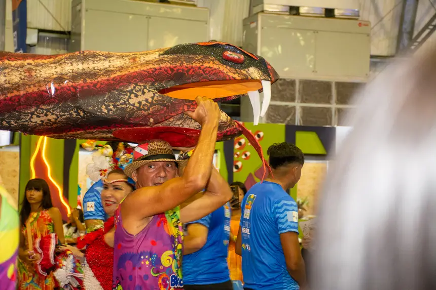  <div class='credito_fotos'>Foto: Karla Reis &nbsp;&nbsp;|&nbsp;&nbsp; <a href='/midias/2025/originais/20251119102121-GF00009215-F00107235.webp' download><i class='fa-solid fa-download'></i> Download</a></div>