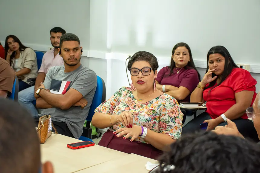  <div class='credito_fotos'>Foto: Karla Reis &nbsp;&nbsp;|&nbsp;&nbsp; <a href='/midias/2025/originais/20251121004251-GF00009216-F00107260.webp' download><i class='fa-solid fa-download'></i> Download</a></div>