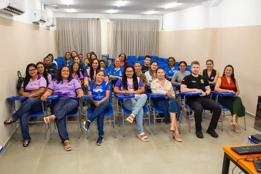  <div class='credito_fotos'>Foto: Karla Reis &nbsp;&nbsp;|&nbsp;&nbsp; <a href='/midias/2025/originais/20251125215448-GF00009217-F00107285.webp' download><i class='fa-solid fa-download'></i> Download</a></div>