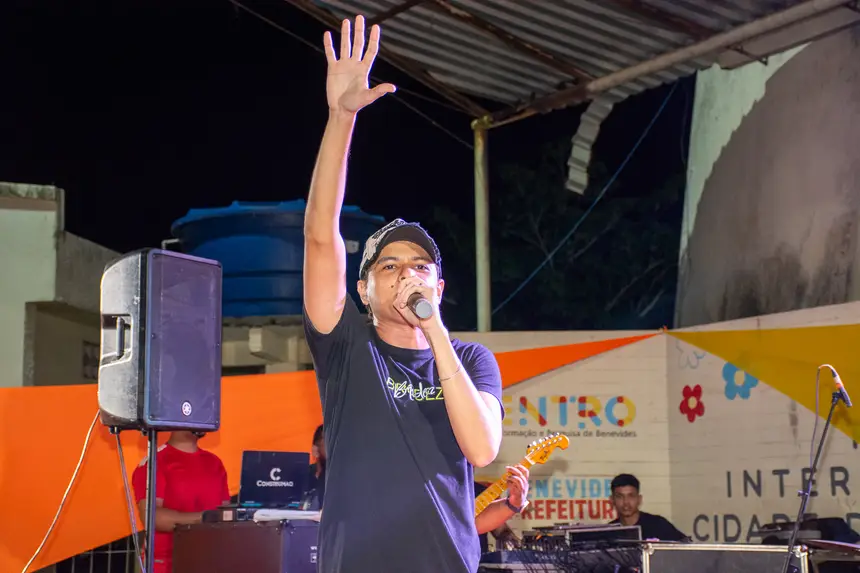  <div class='credito_fotos'>Foto: Karla Reis &nbsp;&nbsp;|&nbsp;&nbsp; <a href='/midias/2025/originais/20251128094936-GF00009220-F00107477.webp' download><i class='fa-solid fa-download'></i> Download</a></div>