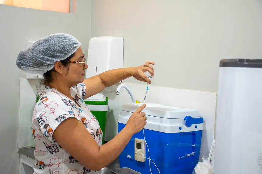  <div class='credito_fotos'>Foto: Karla Reis &nbsp;&nbsp;|&nbsp;&nbsp; <a href='/midias/2025/originais/20251203134740-GF00009224-F00107663.webp' download><i class='fa-solid fa-download'></i> Download</a></div>