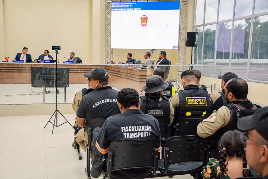  <div class='credito_fotos'>Foto: Karla Reis &nbsp;&nbsp;|&nbsp;&nbsp; <a href='/midias/2025/originais/20251205143521-GF00009229-F00107718.webp' download><i class='fa-solid fa-download'></i> Download</a></div>