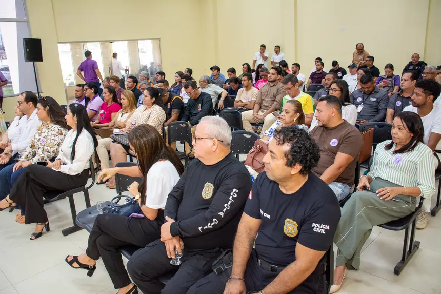  <div class='credito_fotos'>Foto: Karla Reis &nbsp;&nbsp;|&nbsp;&nbsp; <a href='/midias/2025/originais/20251210150950-GF00009232-F00107862.webp' download><i class='fa-solid fa-download'></i> Download</a></div>