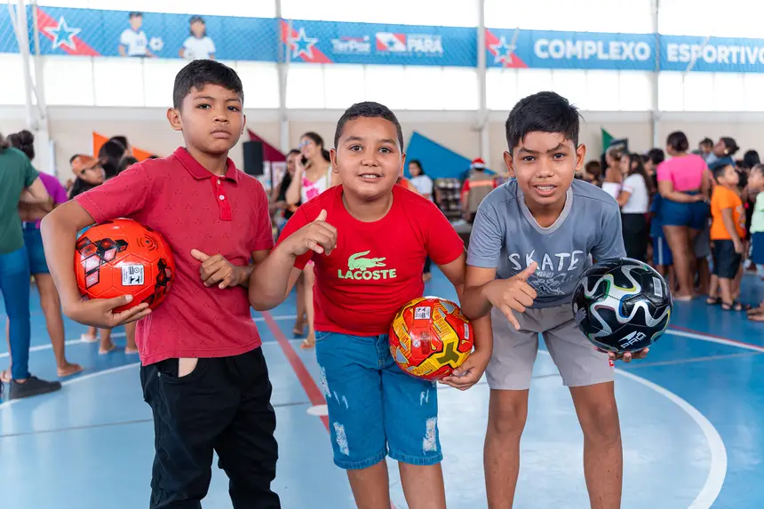  <div class='credito_fotos'>Foto: Heloam Sousa &nbsp;&nbsp;|&nbsp;&nbsp; <a href='/midias/2025/originais/20251216110244-GF00009234-F00107997.webp' download><i class='fa-solid fa-download'></i> Download</a></div>