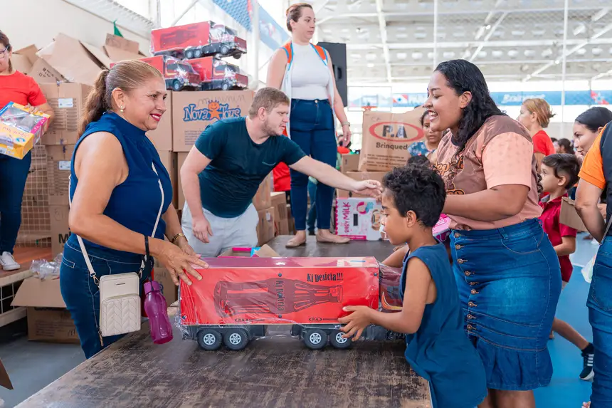  <div class='credito_fotos'>Foto: Heloam Sousa &nbsp;&nbsp;|&nbsp;&nbsp; <a href='/midias/2025/originais/20251216110255-GF00009234-F00108004.webp' download><i class='fa-solid fa-download'></i> Download</a></div>