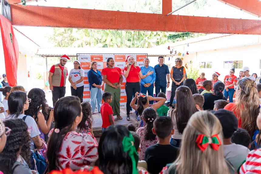  <div class='credito_fotos'>Foto: Heloam Sousa &nbsp;&nbsp;|&nbsp;&nbsp; <a href='/midias/2025/originais/20251216110314-GF00009234-F00108016.webp' download><i class='fa-solid fa-download'></i> Download</a></div>